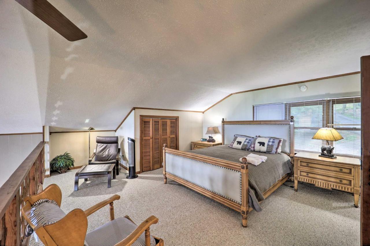Beech Mountain Cabin Retreat With Hot Tub And Views! 외부 사진