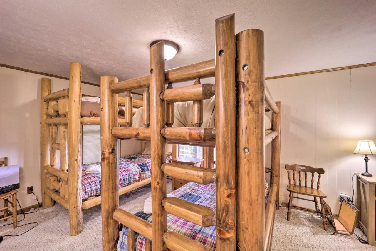 Beech Mountain Cabin Retreat With Hot Tub And Views! 외부 사진