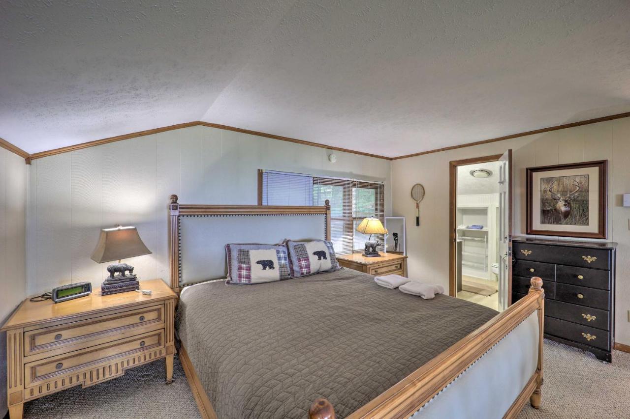 Beech Mountain Cabin Retreat With Hot Tub And Views! 외부 사진